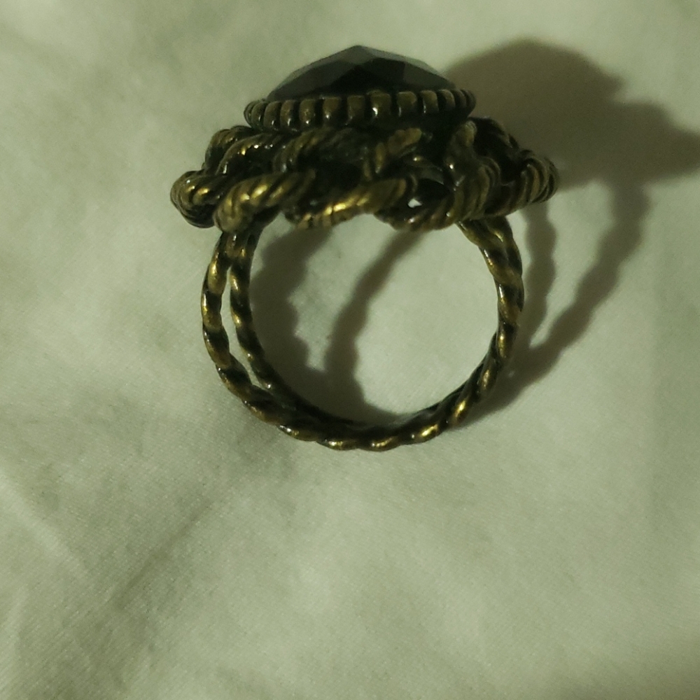 Ring - Picture 2 of 2